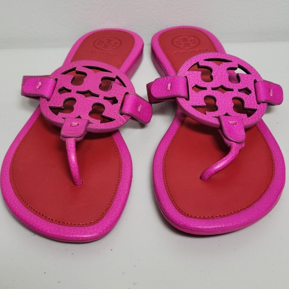 Tory Burch NWT Miller Thong Sandals Size 7. - Picture 7 of 13